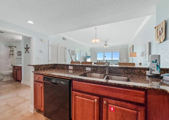 Crystal Shores West 403 Holiday home